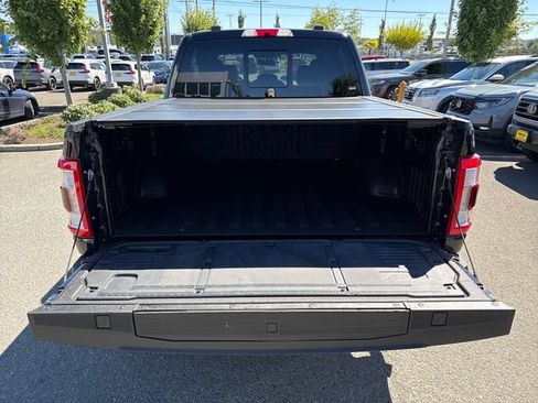 Used 2021 Ford F150 Lariat w/ Equipment Group 502A High AWD/4WD image 13