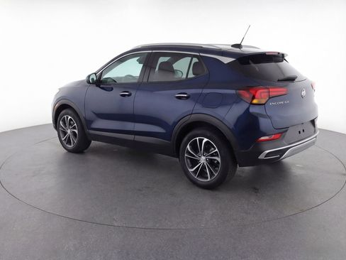 Used 2021 Buick Encore GX Select image 3
