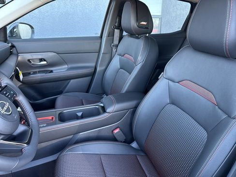 New 2026 Nissan Kicks SR w/ SR Premium Package image 5