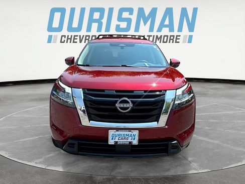 Used 2022 Nissan Pathfinder SV AWD/4WD image 8