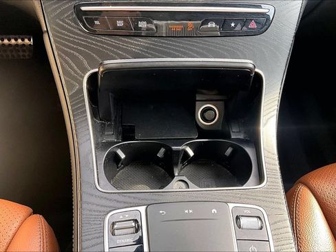 Used 2021 Mercedes-Benz GLC 300 4MATIC w/ AMG Line image 33
