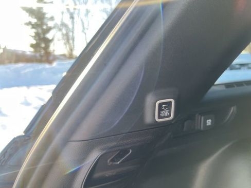 Used 2023 Jeep Grand Cherokee Altitude image 20