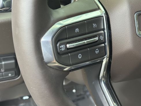 Used 2026 GMC Yukon Elevation RWD image 19