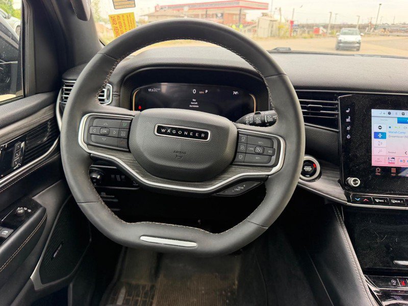 Used 2024 Jeep Wagoneer Series II AWD/4WD image 13