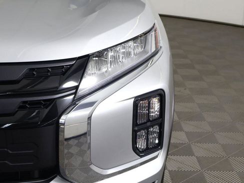 Used 2024 Mitsubishi Outlander Sport LE image 11