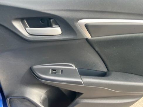 Used 2019 Honda Fit LX image 28