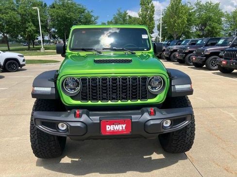 New 2026 Jeep Wrangler Unlimited Rubicon AWD/4WD image 2