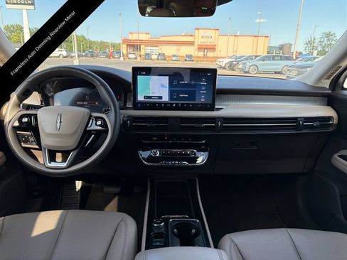 Certified 2023 Lincoln Corsair AWD w/ Equipment Group 101A image 15