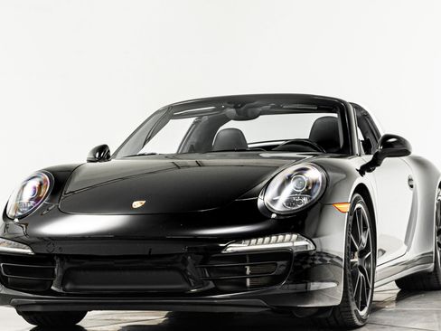 Used 2016 Porsche 911 Targa 4S AWD/4WD image 5