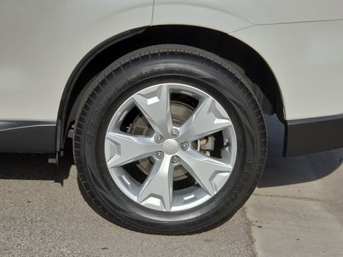 Used 2016 Subaru Forester 2.5i Limited AWD/4WD image 12