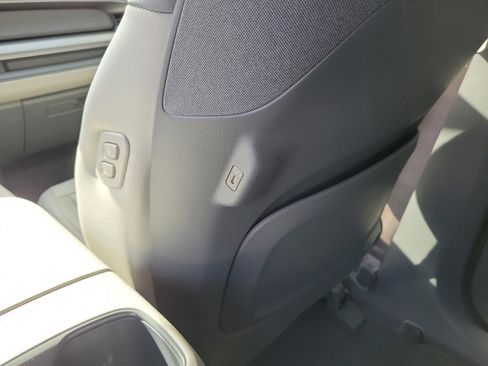 New 2026 Kia EV9 Wind AWD/4WD image 12