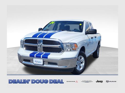Used 2024 RAM 1500 Classic SLT AWD/4WD image 1