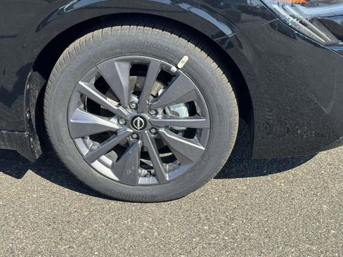 New 2026 Nissan Sentra SL w/ Floor Mat Package FWD image 7