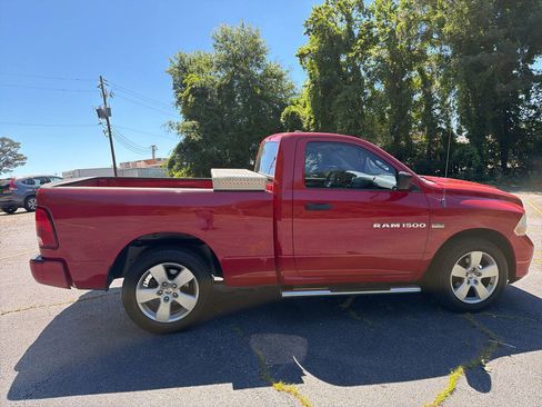 Used 2012 RAM 1500 Express RWD image 6