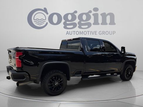 Certified 2025 Chevrolet Silverado 2500 LTZ w/ Trail Boss Package AWD/4WD image 5