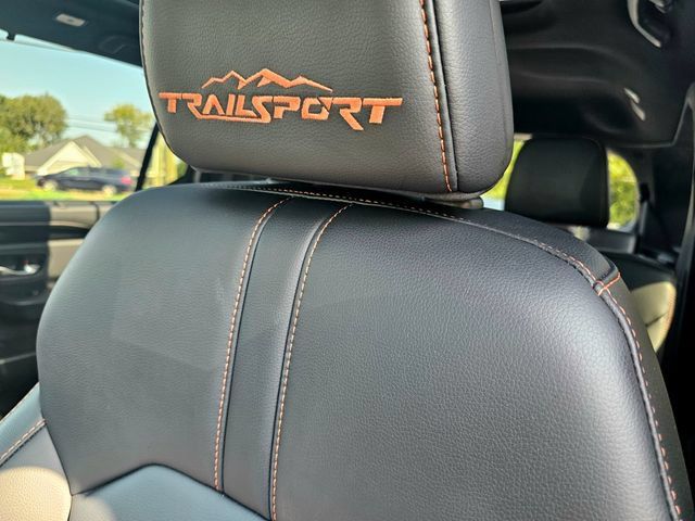 Used 2024 Honda Pilot TrailSport image 21