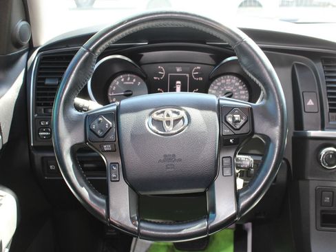 Used 2019 Toyota Sequoia TRD Sport AWD/4WD image 21