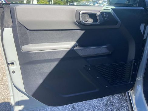 Used 2022 Ford Bronco Black Diamond AWD/4WD image 15