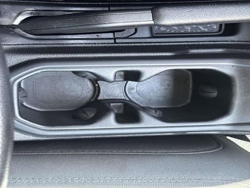 Used 2018 Jeep Wrangler Sport image 15