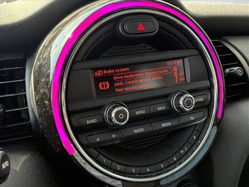 Used 2015 MINI Cooper 2-Door Hardtop image 14