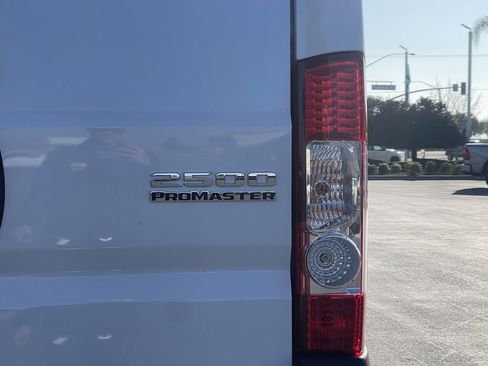 New 2026 RAM ProMaster 2500 w/ Convenience Group FWD image 8