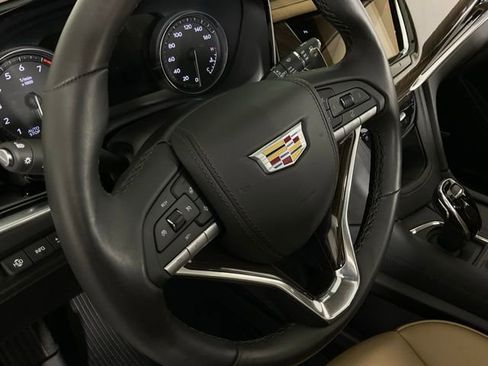 Used 2024 Cadillac XT6 Sport w/ Platinum Package image 17