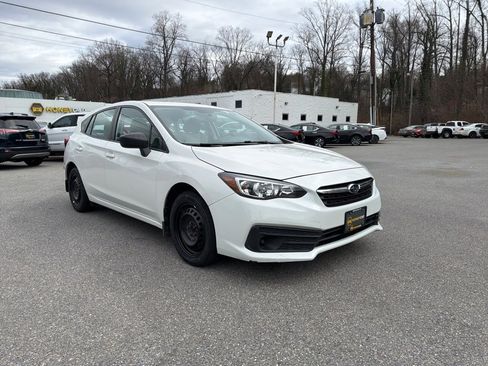 Used 2020 Subaru Impreza 2.0i image 1