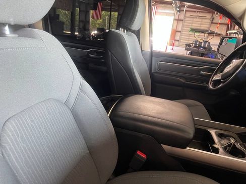 Used 2019 RAM 1500 Big Horn AWD/4WD image 7