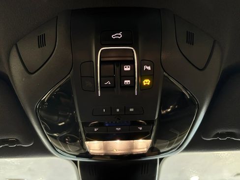 Used 2017 Maserati Ghibli RWD image 33