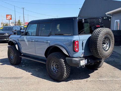Used 2024 Ford Bronco Outer Banks AWD/4WD image 3