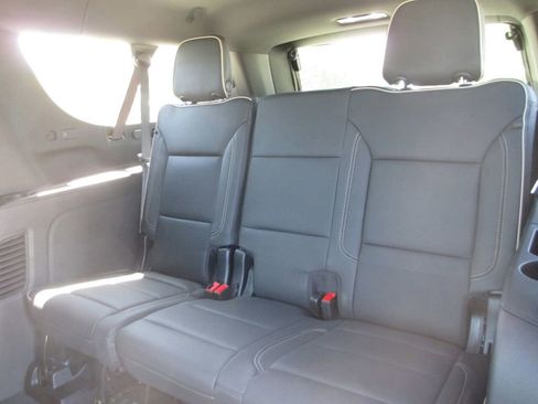New 2026 GMC Yukon XL Elevation w/ Elevation Premium Package AWD/4WD image 13