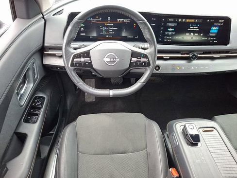 Used 2024 Nissan Ariya AWD image 12
