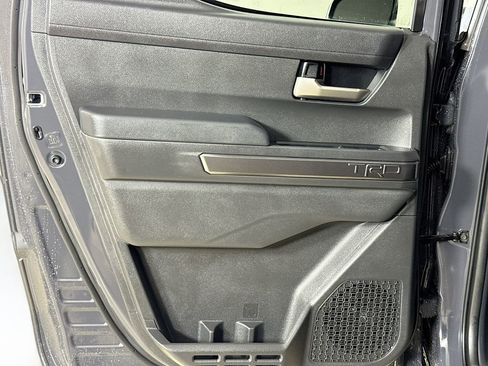 Used 2024 Toyota Tacoma TRD Off-Road image 17