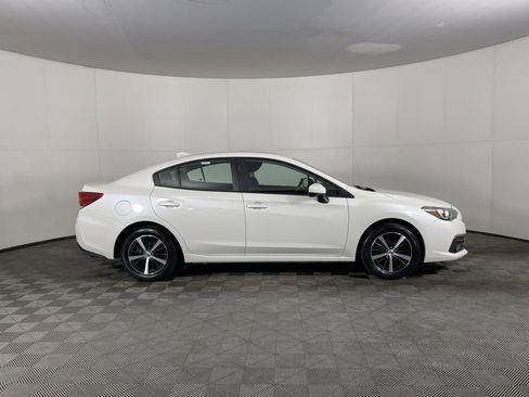 Used 2023 Subaru Impreza Premium image 5