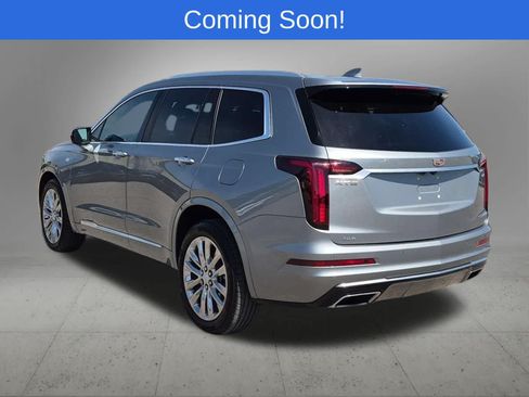 Used 2023 Cadillac XT6 Premium Luxury AWD/4WD image 4