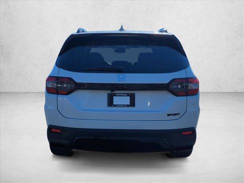 New 2026 Honda Pilot Sport image 8