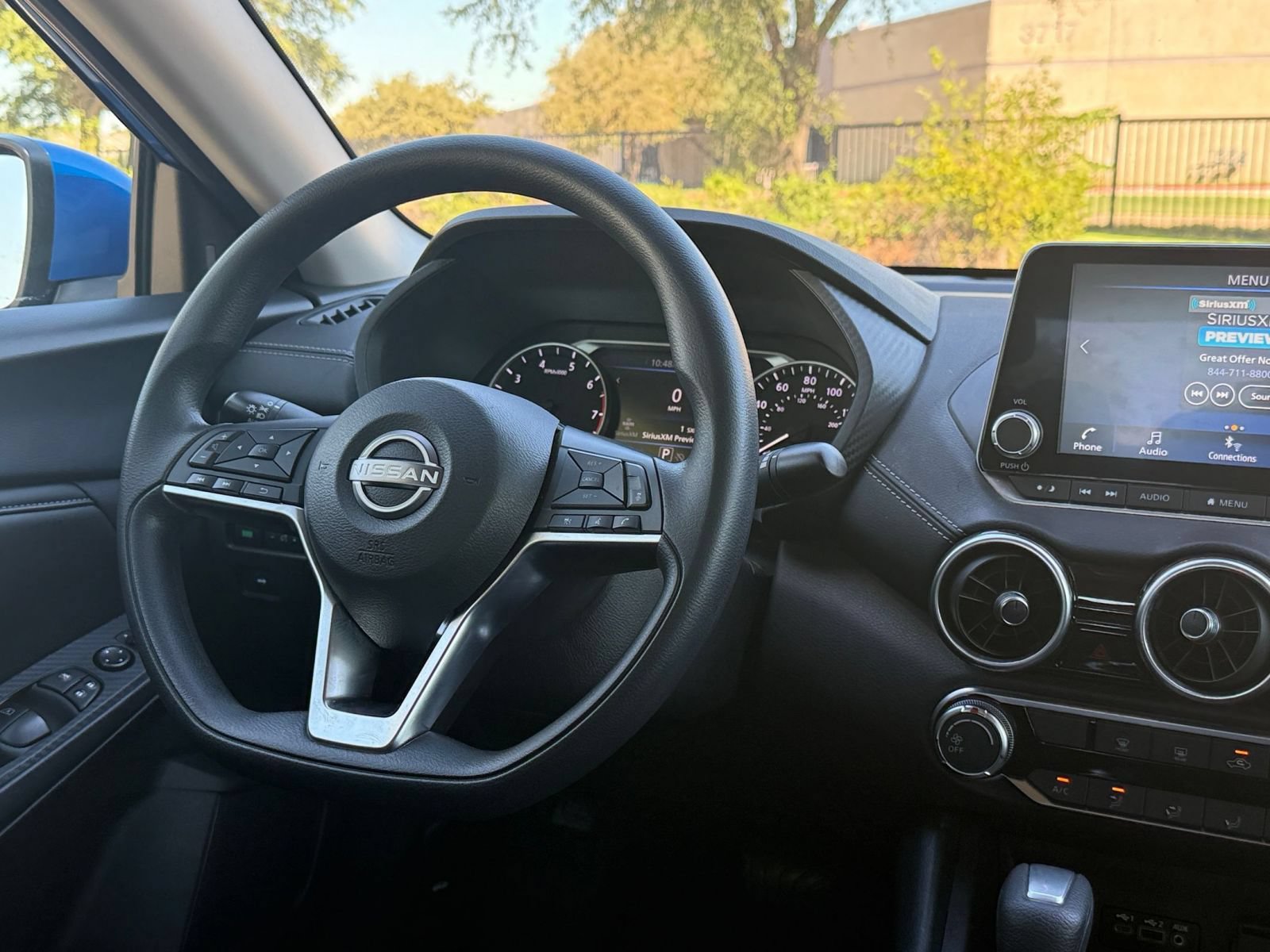 Used 2025 Nissan Sentra SV FWD image 33