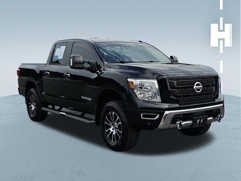 Used 2021 Nissan Titan SV w/ SV Convenience Package AWD/4WD image 1