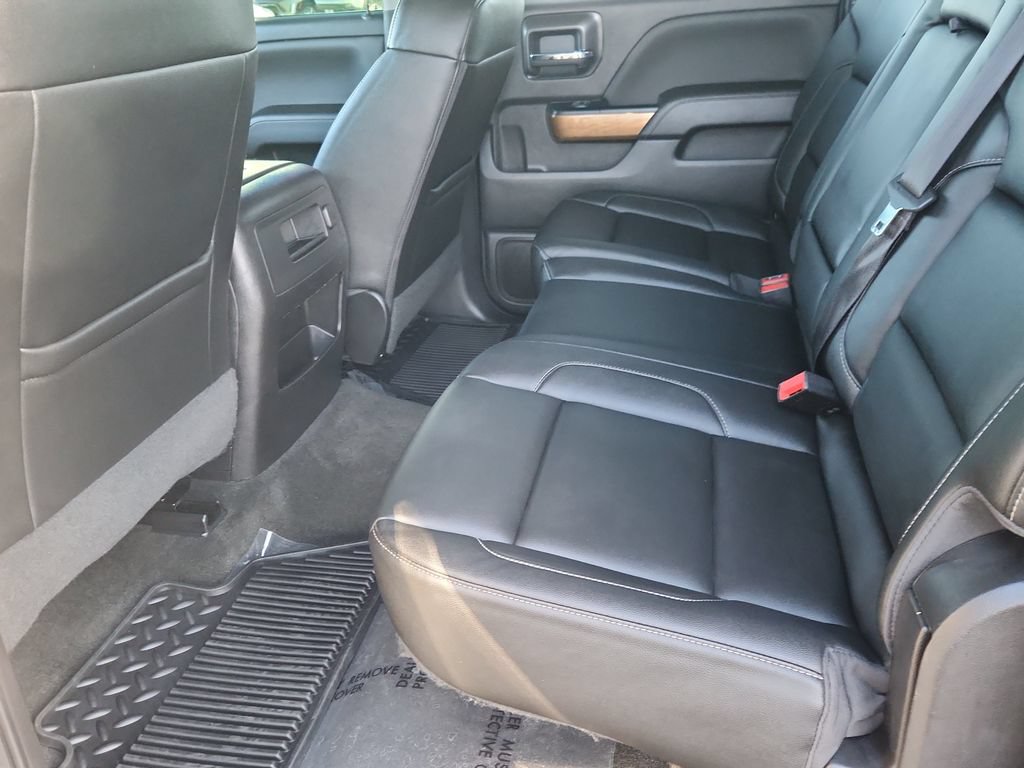 Used 2018 Chevrolet Silverado 1500 LTZ w/ LTZ Plus Package AWD/4WD image 12