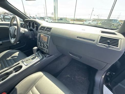 Used 2014 Dodge Challenger R/T Plus image 26