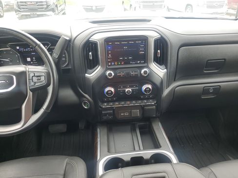 Used 2021 GMC Sierra 2500 Denali w/ Denali Ultimate Package AWD/4WD image 10