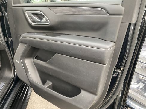 Used 2021 GMC Yukon SLT w/ SLT Luxury Plus Package image 24