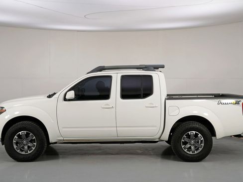 Used 2016 Nissan Frontier PRO-4X w/ Pro-4x Luxury Package image 44