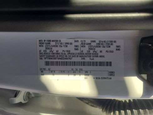 Certified 2022 Ford F350 Platinum w/ FX4 Off-Road Package image 26