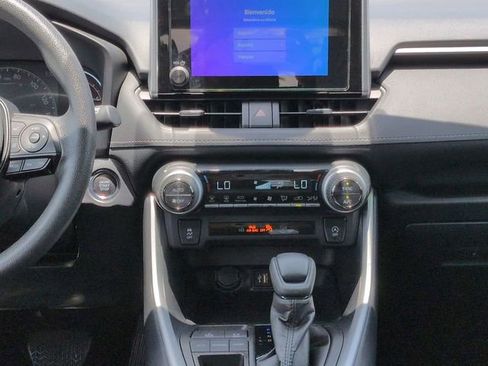 Certified 2025 Toyota RAV4 XLE w/ Convenience Package FWD image 18