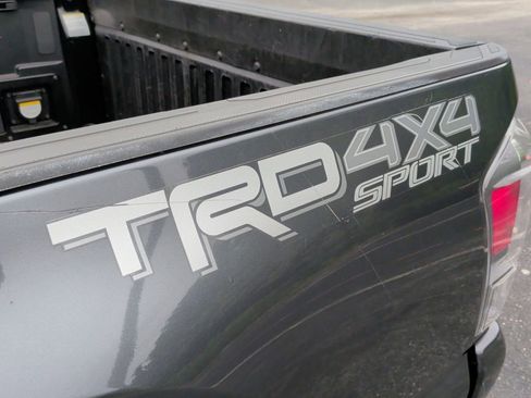 Used 2023 Toyota Tacoma TRD Sport AWD/4WD image 29