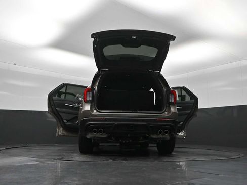 New 2026 Ford Explorer ST image 39