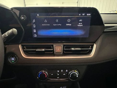 Used 2024 Chevrolet TrailBlazer LS w/ LS Convenience Package AWD/4WD image 28