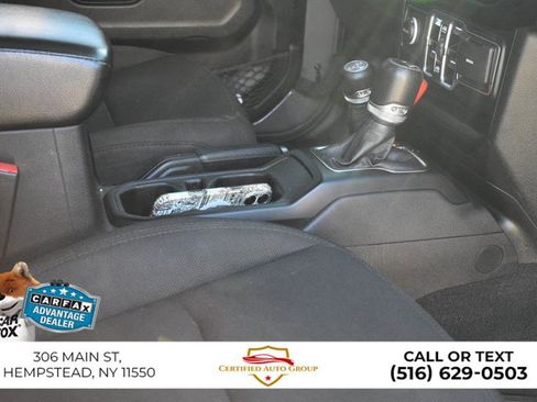 Used 2022 Jeep Gladiator Willys image 25