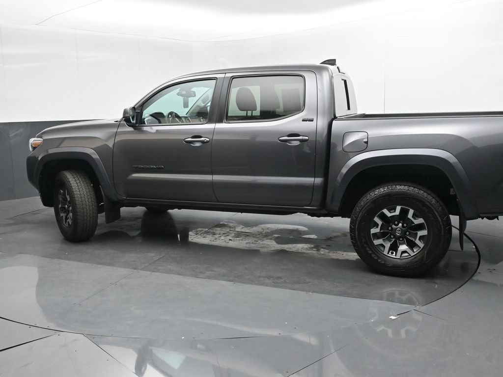 Used 2021 Toyota Tacoma SR5 RWD image 26